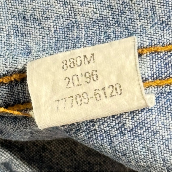 Vintage Levi's Denim Jean Vest White Tab - Picture 5 of 5